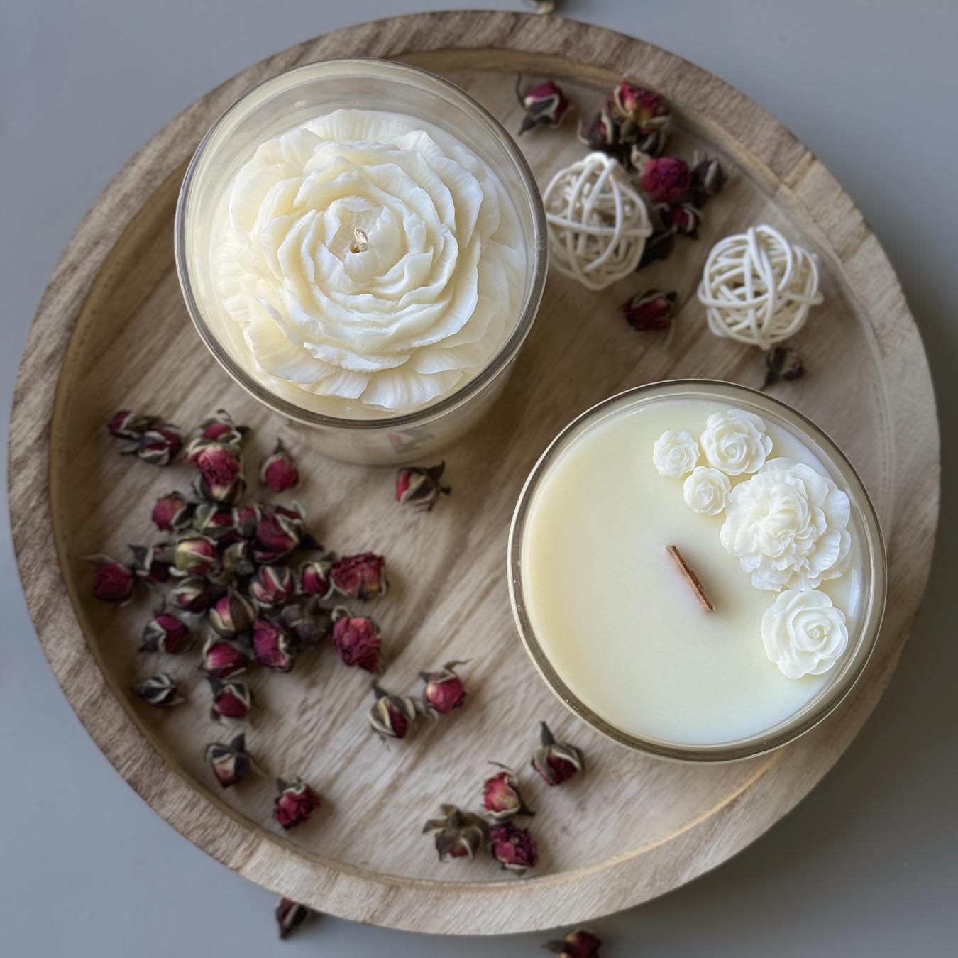 נר ריחני "פרחים" - 300 מ"ל - 5 נר ריחני "פרחים" - 300 מ"ל - 5