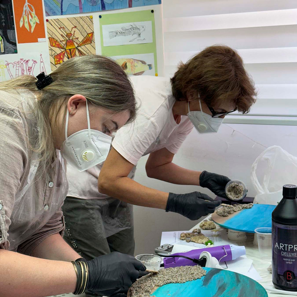 Ocean art epoxy resin paintings made by participants 9