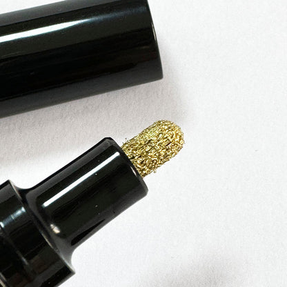 Хромовые маркеры для покраски кромок эпоксидных изделий - жидкое золото и жидкое серебро.